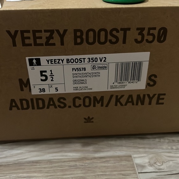 Yeezy Boost 350 V2 Synth Non Reflective - Picture 11 of 12